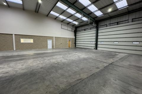 Industrial unit to rent, Unit 12 Sun Valley Business Park, Winnall Close, Winchester, SO23 0LB