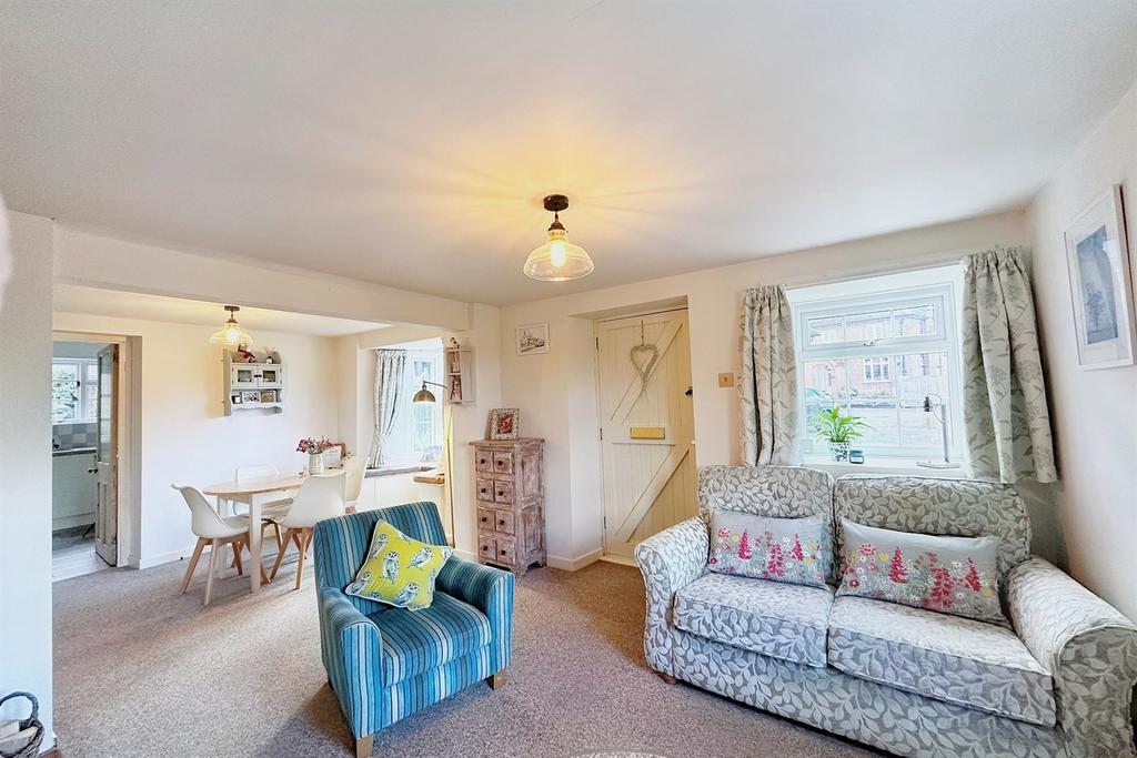 Charlton Marshall 2 bed end of terrace house for sale £300,000