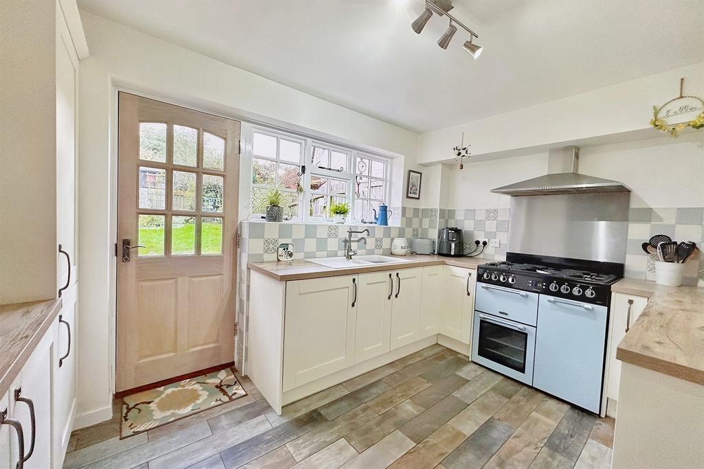 Charlton Marshall 2 bed end of terrace house for sale £300,000