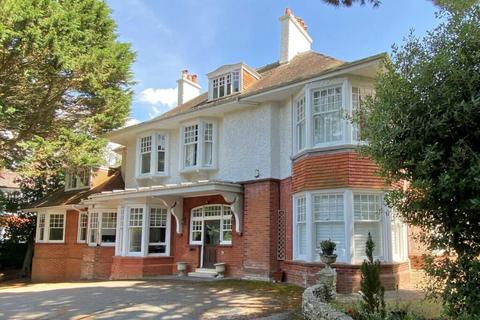 2 bedroom flat for sale - 58 West Overcliff Drive, Bournemouth, Bournemouth, BH4 8AB