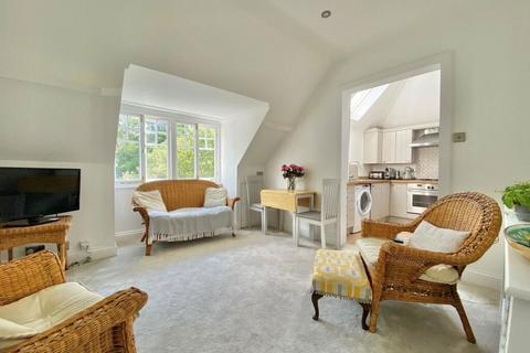2 bedroom flat for sale - 58 West Overcliff Drive, Bournemouth, Bournemouth, BH4 8AB