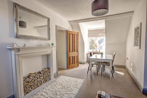 2 bedroom flat for sale - 2 McKinley Road, Bournemouth, Bournemouth, BH4 8AQ