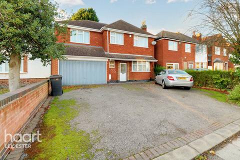 4 bedroom detached house for sale, Thurnview Road, Leicester
