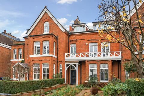 14 Ravenscroft Park, Barnet, EN5 4ND
