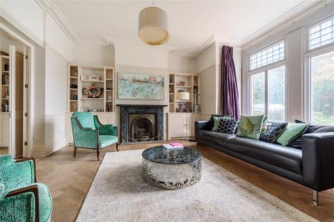 14 Ravenscroft Park, Barnet, EN5 4ND