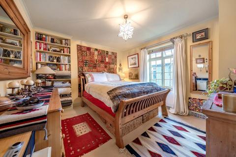 2 bedroom terraced house for sale - Thornton Road, Wimbledon