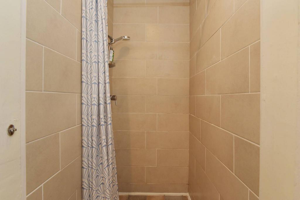 MFL5225188 735.jpg