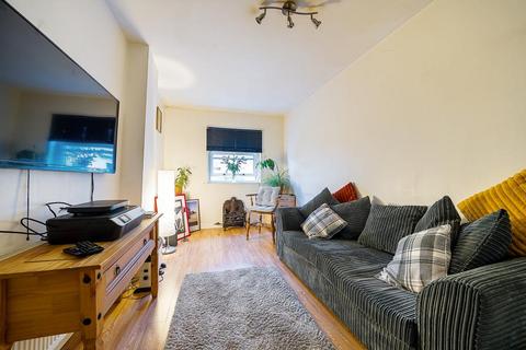 2 bedroom flat for sale, Holloway,  London,  N7