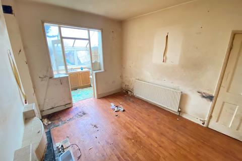 4 bedroom terraced house for sale - 37 Sandholme Road, Bristol BS4 3RP