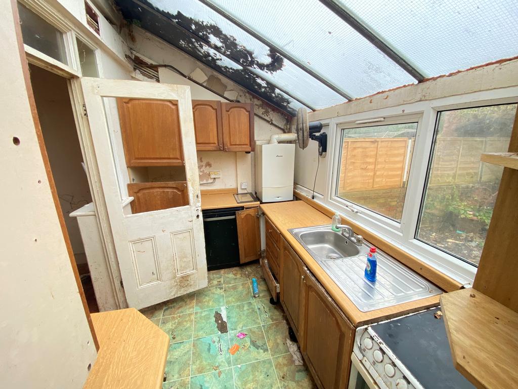 Kitchen T202311031311.jpg