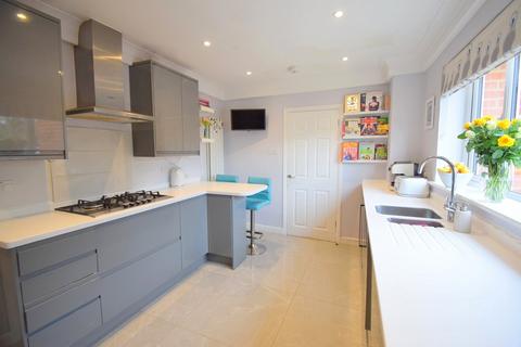 75 Clewer Hill Road, Windsor, SL4 4DE