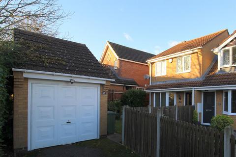 3 bedroom semi-detached house to rent - The Osiers, Loughborough, LE11