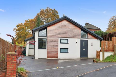 92 Keston Avenue, Coulsdon, CR5 1HN