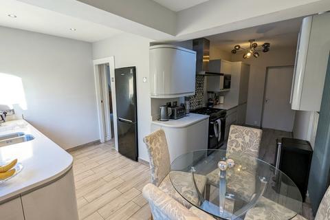 6 Dunard Road, Shirley, Solihull, B90 2HR