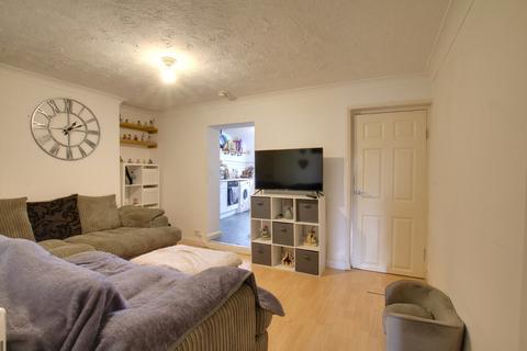 2 bedroom end of terrace house for sale, Huntingdon Road, Chatteris