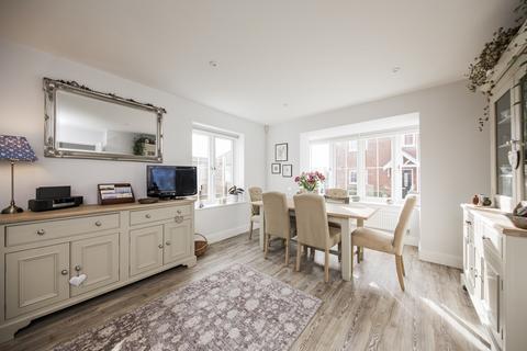 4 bedroom detached house for sale - The Mallards, Crowborough