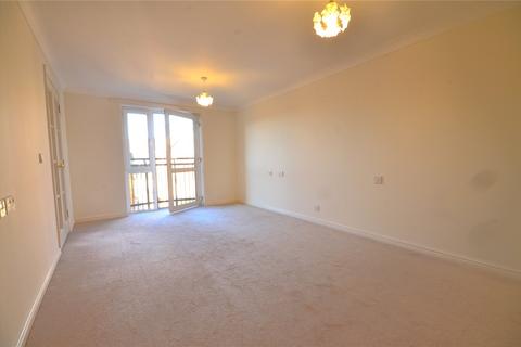 1 bedroom apartment for sale, St Agnes Road, East Grinstead, West Sussex, RH19