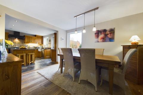 5 bedroom detached house for sale - Lichfield Road, Abbots Bromley