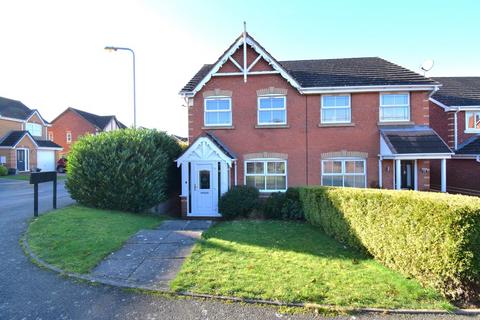 3 bedroom semi-detached house to rent, Stonehaven, Amington, Tamworth