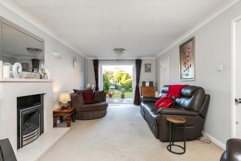 9 Frampton Way, Kings Worthy, Winchester, SO23 7QE