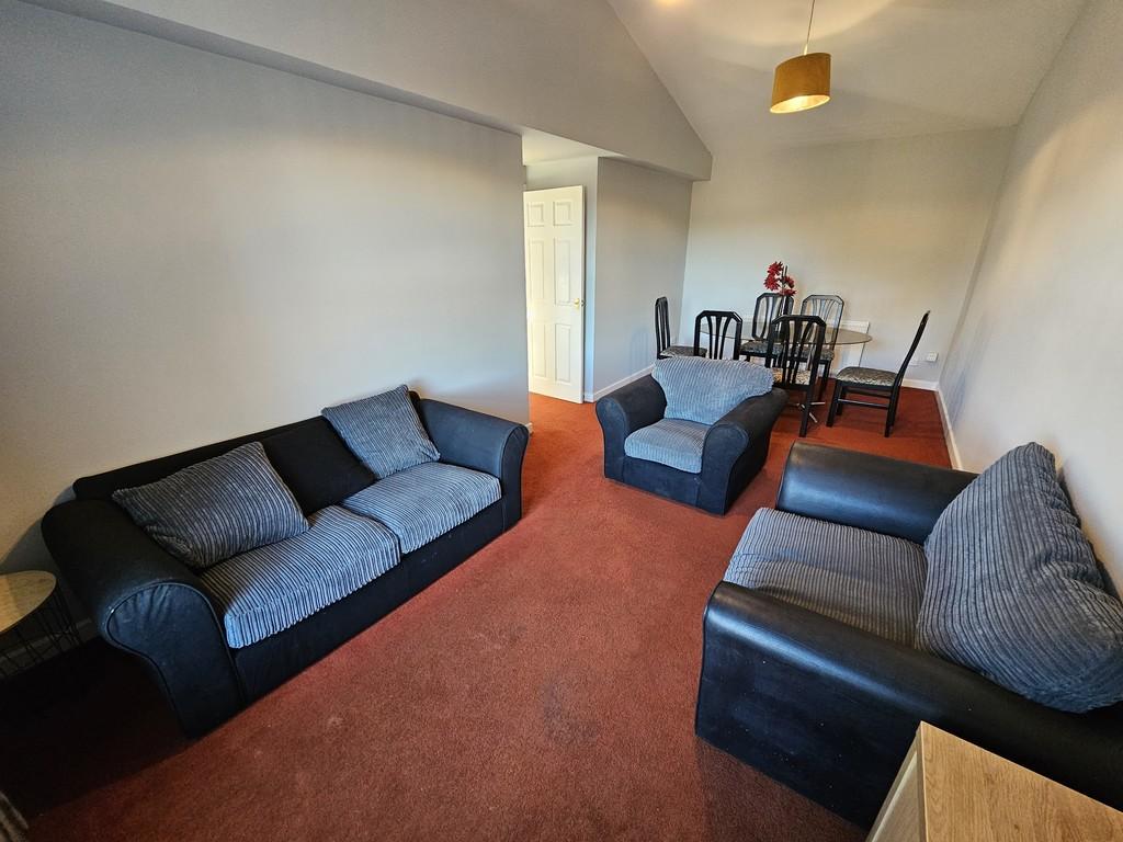 Premier House, Longford Street, Heywood 2 bed flat - £650 pcm (£150 pw)