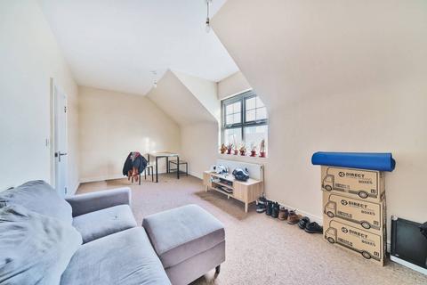 2 bedroom flat for sale, Homesdale Road, Bromley, BR2