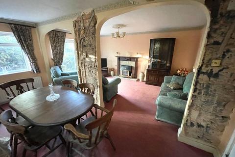27 Lammas Close, Solihull, B92 8PA