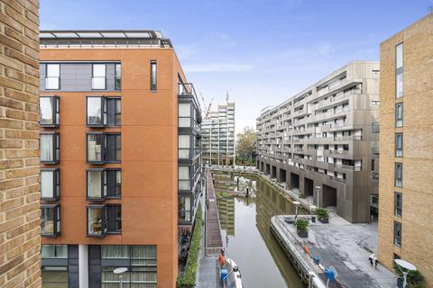 Grosvenor Waterside, Pimlico, London, SW1W