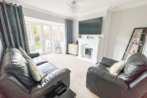 4 bedroom semi-detached house for sale - Cherrywood Road, Streetly, Sutton Coldfield, B74 3RT