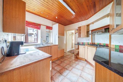 2 bedroom bungalow for sale, Summers Road, Farncombe