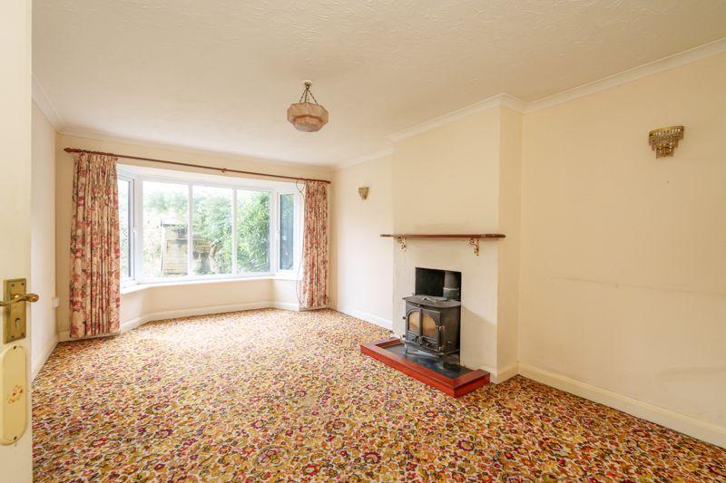 Langdale Avenue, Chichester 2 bed bungalow for sale £300,000