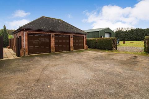 4 bedroom property with land for sale, Gamlingay Road, Sandy SG19