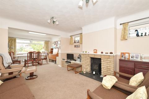 3 bedroom detached bungalow for sale, Lyne Place, Horndean, Waterlooville, Hampshire