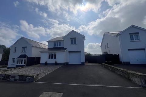 4 bedroom detached house for sale, Heol Y Cwm, Cross Inn, Llandysul, SA44