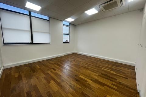 Office to rent - Queens Road, Brighton BN1