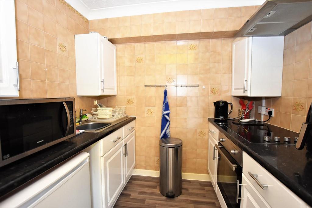 Kitchen.JPG