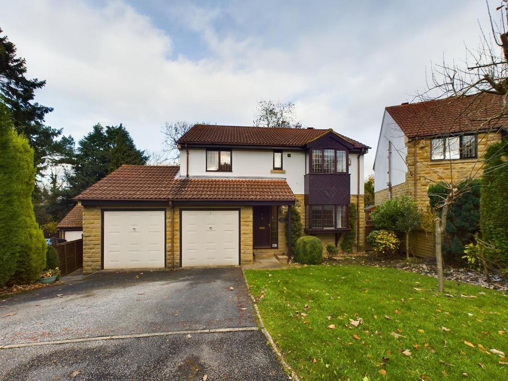 Oaklands, Nab Wood 4 bed detached house for sale £380,000