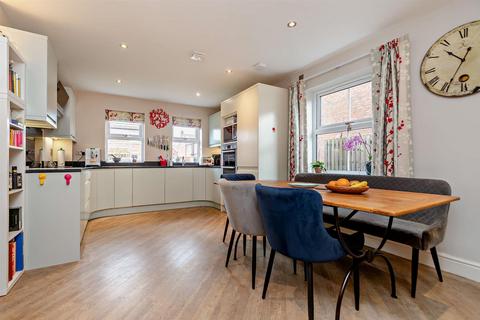 4 bedroom house for sale - Sycamore Drive, Sowerby, Thirsk