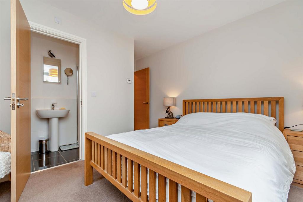 8577582-interior05-800.jpg