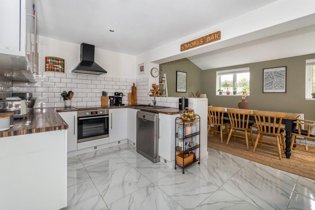40 Bielby Close23.jpg