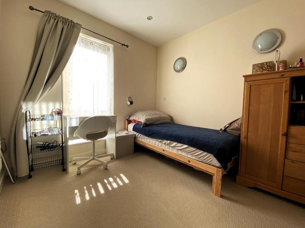 18 Regent 2.jpg