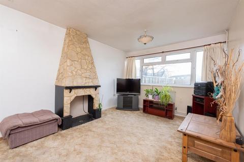 36 Malvern Close, Basingstoke, RG22 5BH