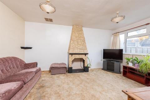 36 Malvern Close, Basingstoke, RG22 5BH