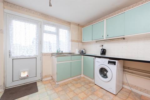36 Malvern Close, Basingstoke, RG22 5BH