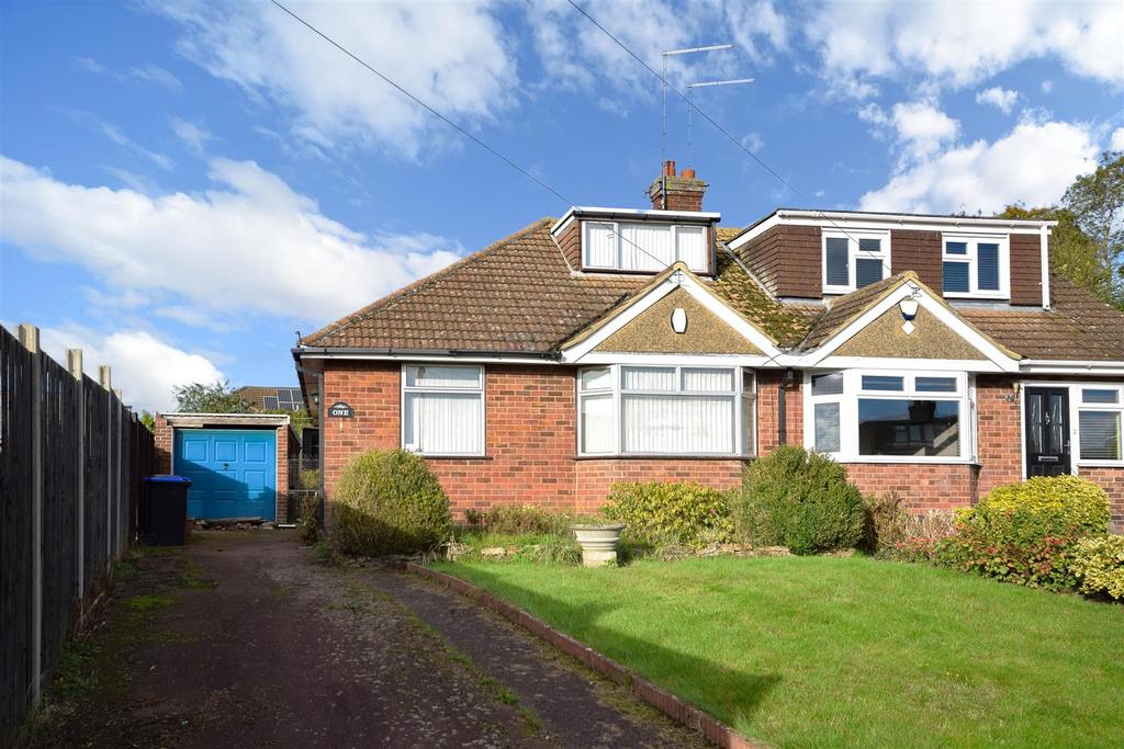 St. Martins Close, Northampton 2 bed detached bungalow for sale £190,000