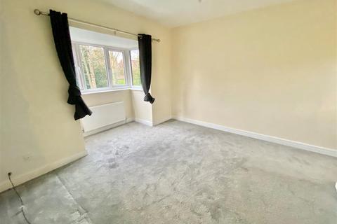 2 bedroom mews for sale, Sutton Close, Macclesfield