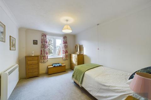 1 bedroom retirement property for sale, Lowbourne, Melksham SN12