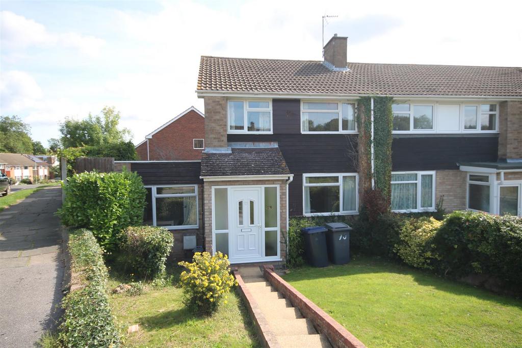 Tenterden Drive 5 bed house share to rent £2,100 pcm (£485 pw)