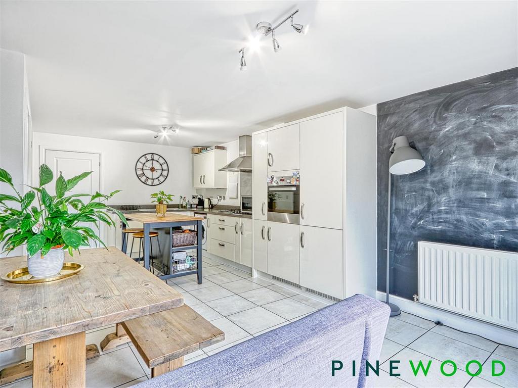 Kitchen diner