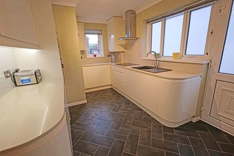 2 bedroom detached bungalow for sale - Green Bank, Barnoldswick, BB18